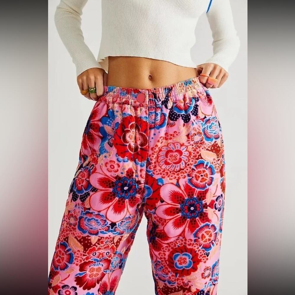 Free People Sun Valley Velvet Pants Joggers‎ Floral Print Embroidery- Small - Picture 4 of 9